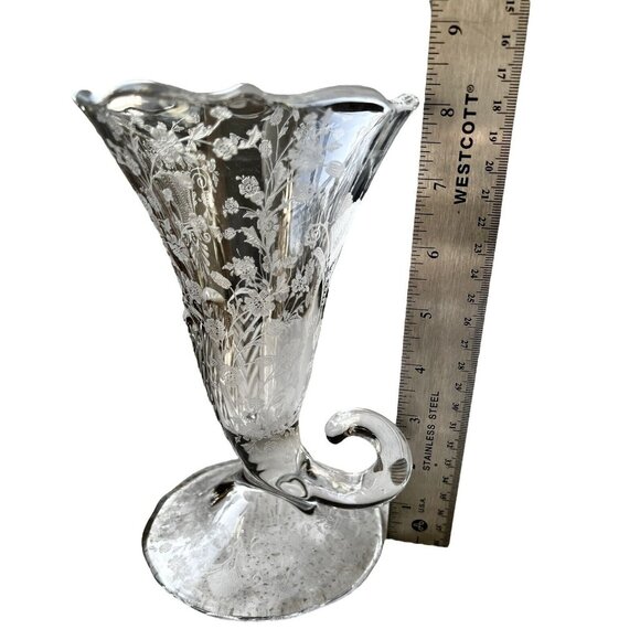 Duncan Miller First Love 8" Etched Cornucopia Vase Vintage Elegant Glass - Picture 11 of 12